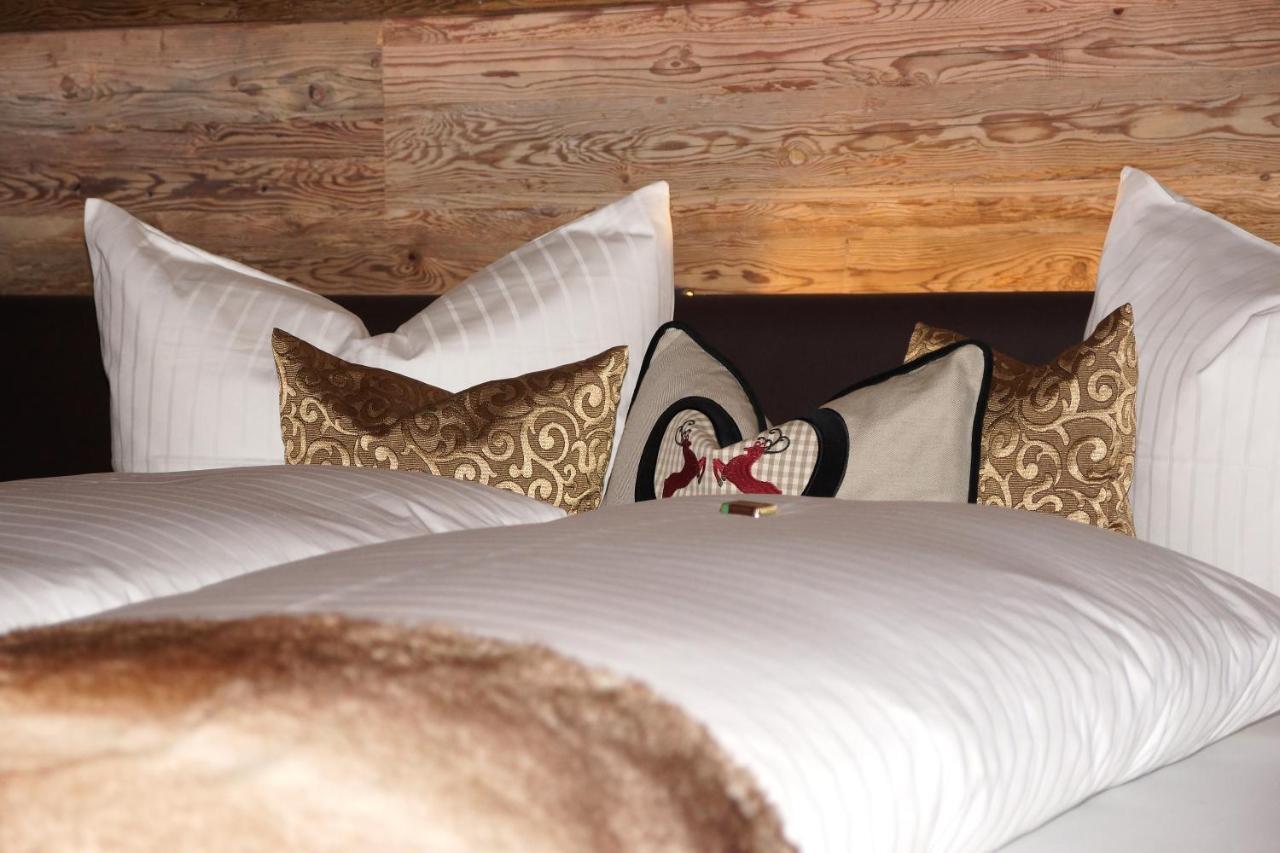 Pete Alpine Boutique Hotel - Klein Und Fein - Private Spa Suiten Und Zimmer Sankt Anton am Arlberg Room photo